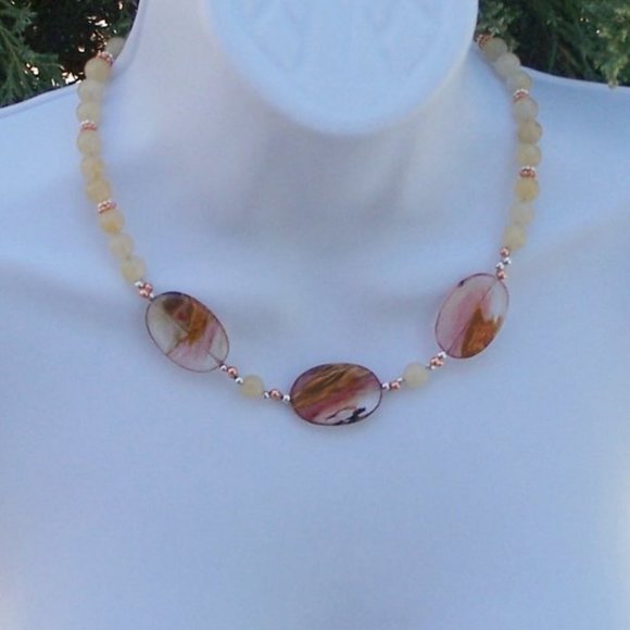 Handmade Beaded Yellow Moonstone Necklace With Peach Agate Ovals 19 Inches - Picture 3 of 16
